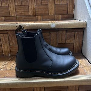 Dr Marten Chelsea Boot 2976